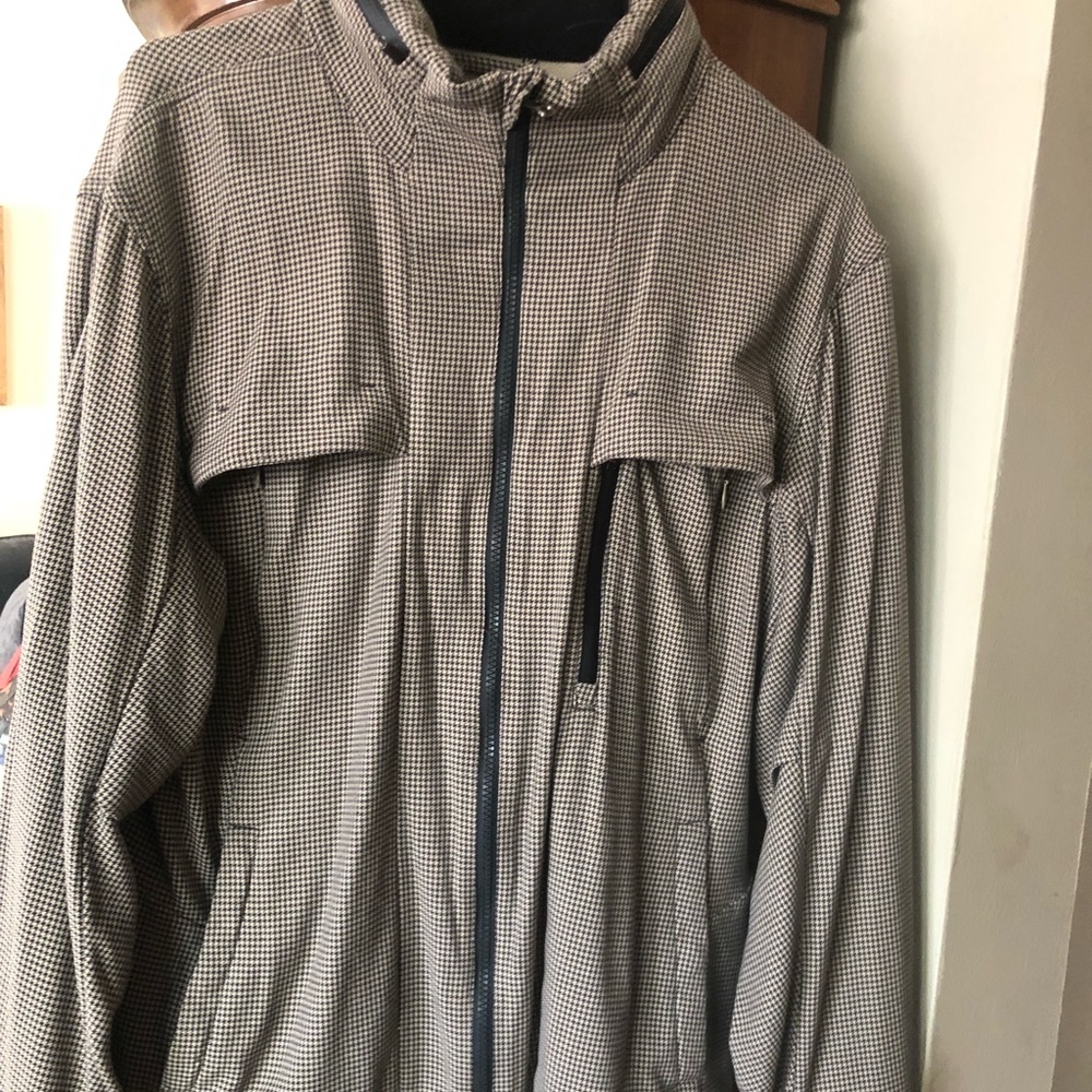 Lululemon sport jacket